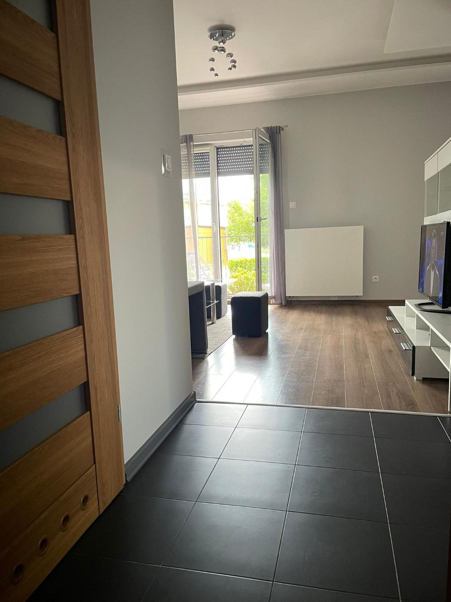 Apartament Laura Z Ogrodkiem Kielce Extérieur photo